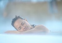 Winterstimmungen Bad Mergentheim Therme Solymar im Taubertal, Baden Württemberg, Deutschland | © Stefan Leitner