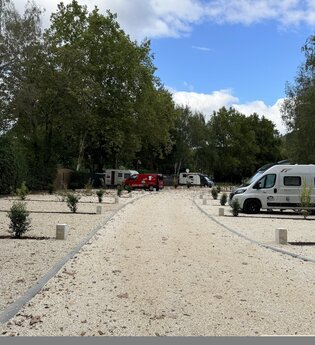 Camper auf Campingplatz in Neckarsulm CamperChillCorner