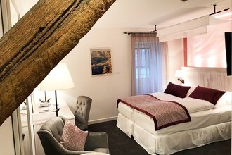Doppelzimmer mit Himmelbett