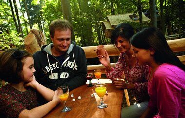Terrasse am Baumhaus