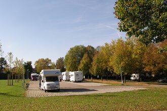 Schöner Wohnmobilstellplatz im Kurgebiet mit naheliegendem Schwimmbad und Park | Bad Rappenau | HeilbronnerLand