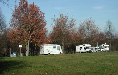 Schöner Wohnmobilstellplatz im Kurgebiet mit naheliegendem Schwimmbad und Park | Bad Rappenau | HeilbronnerLand