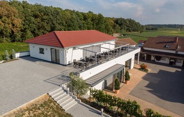 Weinlounge und Terrasse | Weingut Kurz-Wagner | HeilbronnerLand