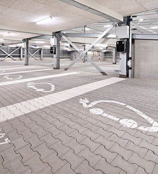 Elektroladesäule Dr. -Sieber-Halle