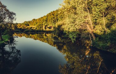 Etappe 4 - Spiegelung in der Jagst bei Jagsthausen