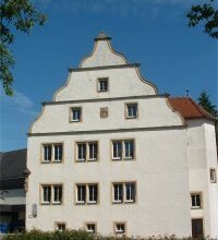 Außenfassade des Johanniterhauses in dem das Museum beherbergt ist