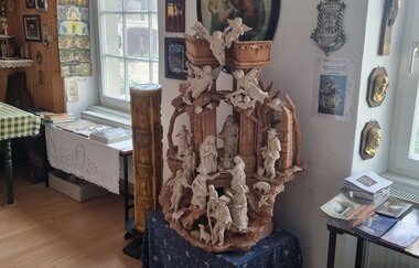Innenansichten kirchliches Museum, Heiligenfiguren