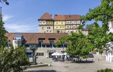 Talheim Burg und Rathausplatz