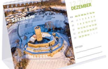 Kleiner Tischkalender im Monat Dezember mit Motiv der Burg Steinsberg