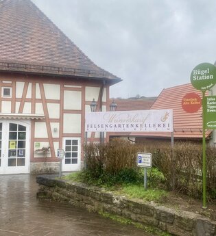 Vinothek "Alte Kelter" der Felsengartenkellerei Besigheim